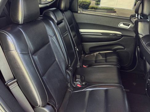 Used 2019 Dodge Durango SXT RWD image 14