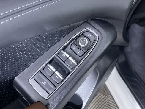 Certified 2025 Subaru Ascent Touring image 14