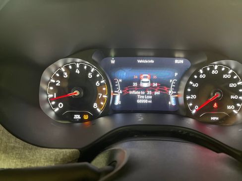 Used 2024 Jeep Compass Latitude AWD/4WD image 22