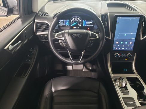 Used 2024 Ford Edge SEL w/ Convenience Package image 15