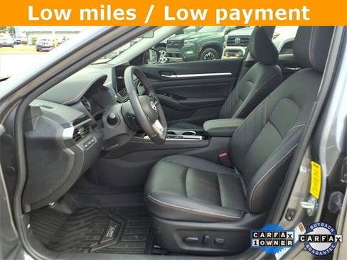 Certified 2024 Nissan Altima 2.5 SR w/ SR Premium Package image 11