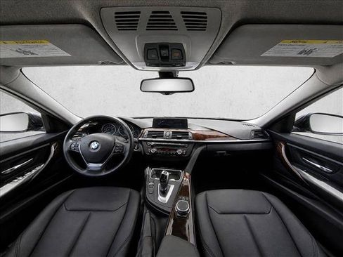 Used 2015 BMW 320i xDrive Sedan AWD/4WD image 18