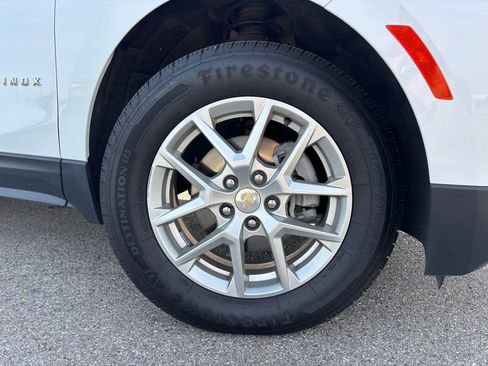 Used 2023 Chevrolet Equinox LT image 6