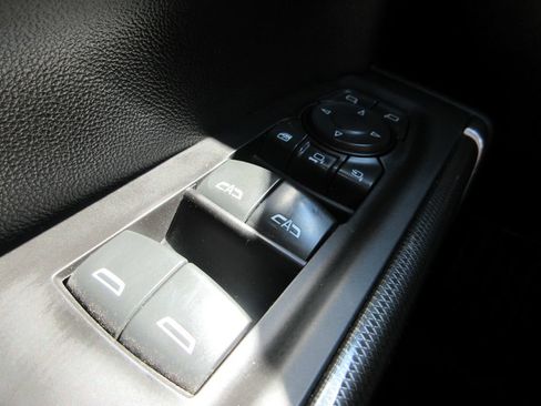 Used 2021 GMC Sierra 2500 AT4 w/ AT4 Premium Plus Package AWD/4WD image 35