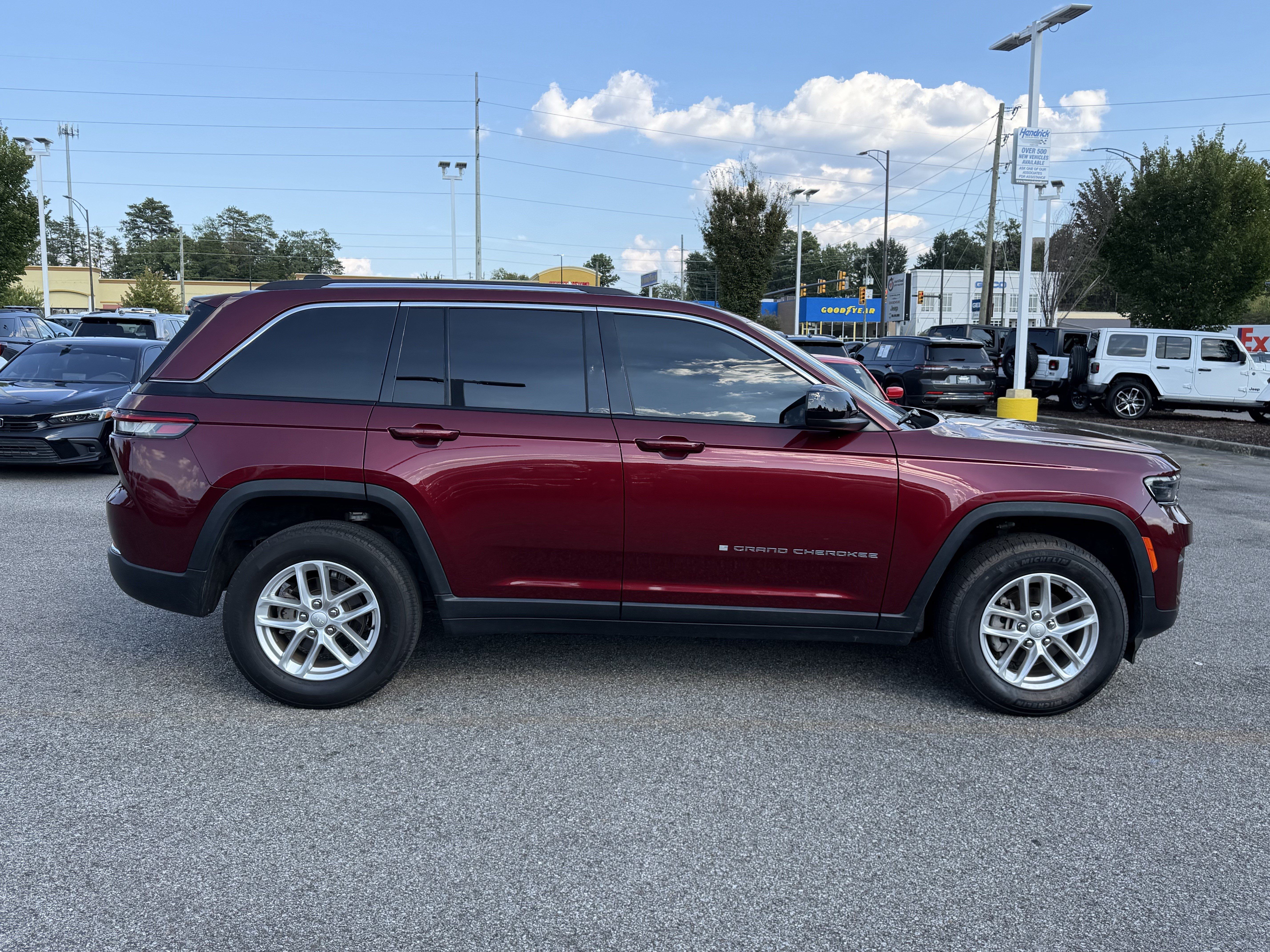 Used 2023 Jeep Grand Cherokee Laredo w/ Trailer Tow Prep Group (B) RWD image 11