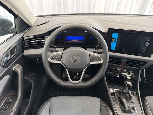 New 2026 Volkswagen Jetta SE image 22