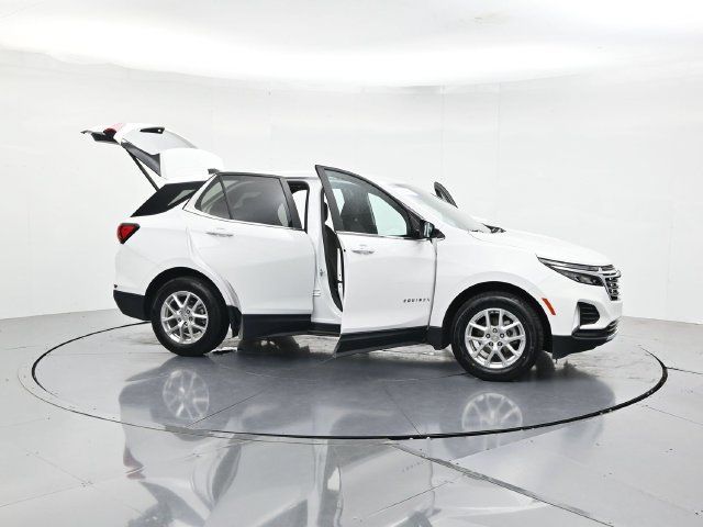 Used 2024 Chevrolet Equinox LT FWD image 54