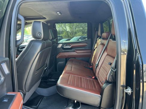 Used 2025 GMC Sierra 1500 Denali Ultimate AWD/4WD image 19