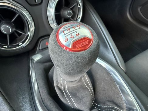 Used 2018 Chevrolet Camaro SS RWD image 23