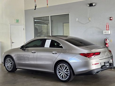 Used 2020 Mercedes-Benz CLA 250 4MATIC image 6