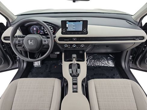 Used 2025 Honda HR-V LX image 12