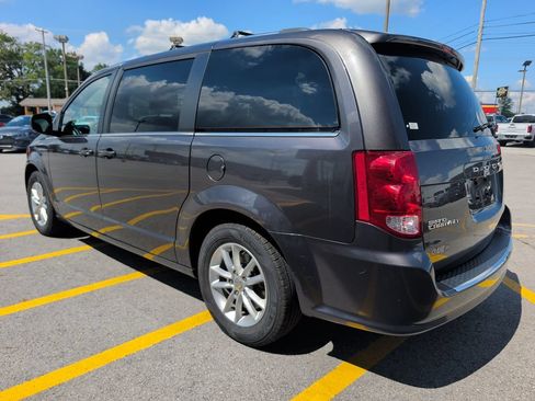 Used 2019 Dodge Grand Caravan SXT FWD image 5
