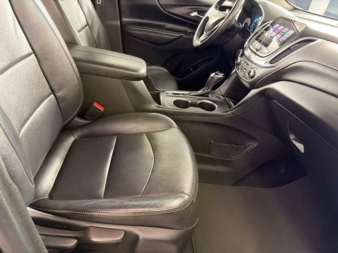 Used 2018 Chevrolet Equinox Premier FWD image 22