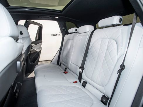 Used 2023 BMW X5 sDrive40i w/ M Sport Package image 39