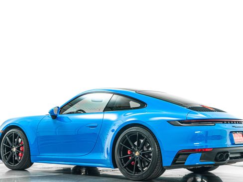 Used 2023 Porsche 911 Carrera 4S AWD/4WD image 32