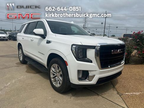 Used 2022 GMC Yukon SLE w/ Gmc Pro Safety Plus Package RWD image 1