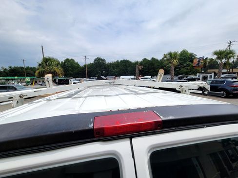 Used 2015 GMC Savana 2500 image 10