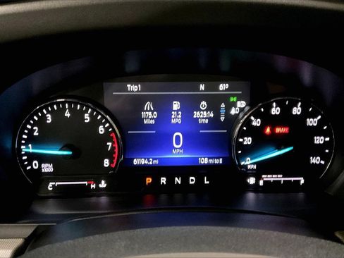 Certified 2022 Ford Explorer XLT w/ Equipment Group 202A image 19