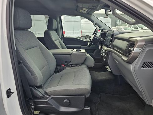 Used 2025 Ford F150 XLT w/ Equipment Group 301A Standard image 15