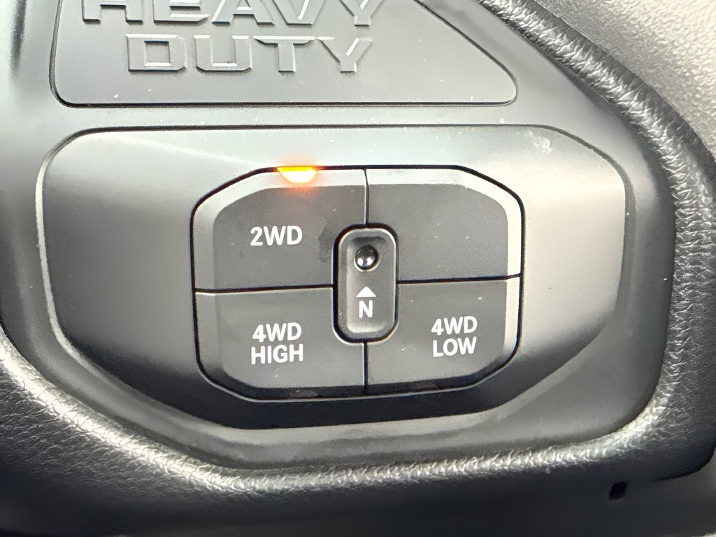 Used 2025 RAM 2500 Big Horn AWD/4WD image 21