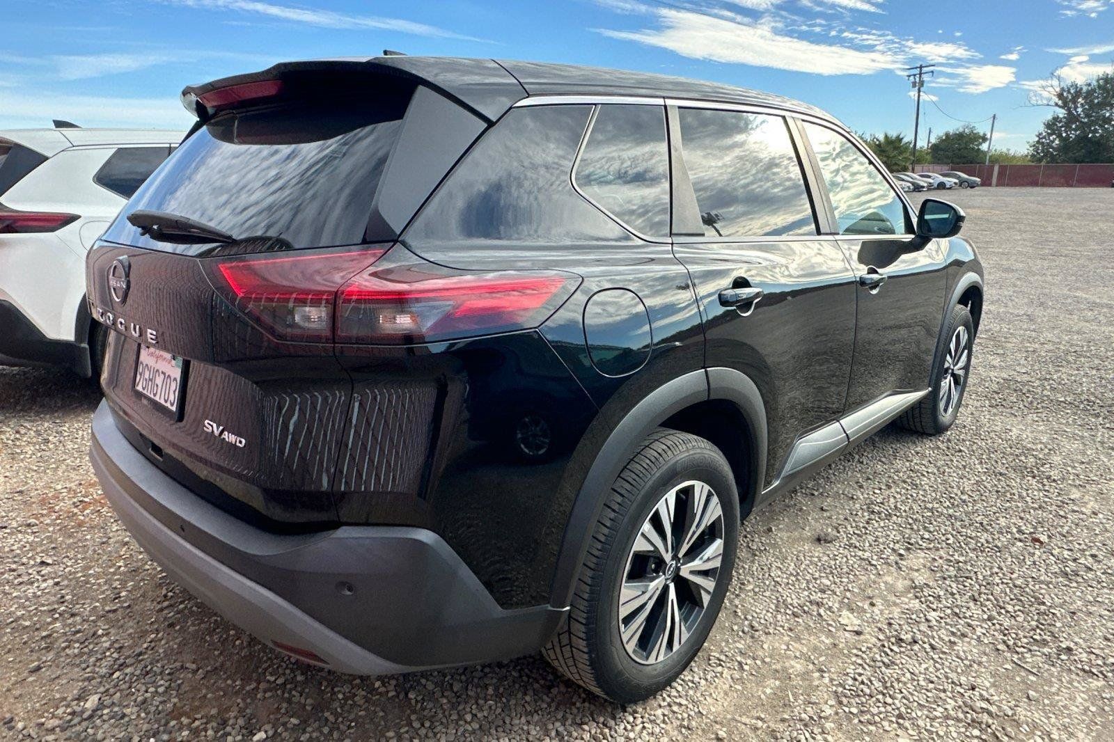 Certified 2022 Nissan Rogue SV AWD/4WD image 5