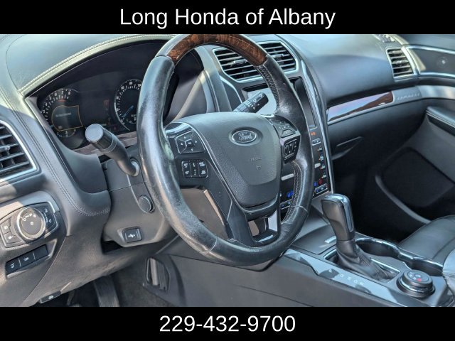 Used 2017 Ford Explorer Platinum AWD/4WD image 14