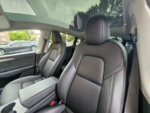 Used 2023 Tesla Model Y AWD image 39