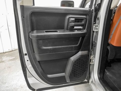 Used 2019 RAM 1500 Tradesman w/ Tradesman SXT Package RWD image 43