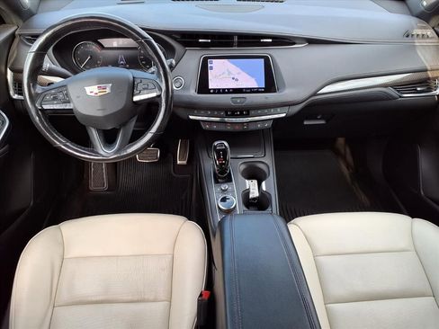 Used 2020 Cadillac XT4 Sport image 3