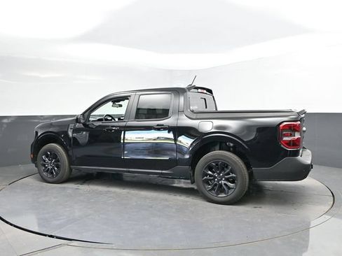 Used 2024 Ford Maverick Lariat w/ Black Appearance Package AWD/4WD image 8