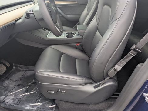 Used 2023 Tesla Model Y Long Range AWD/4WD image 16