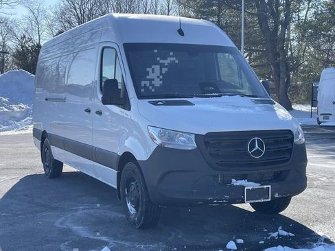 New 2025 Mercedes-Benz Sprinter 2500 image 2