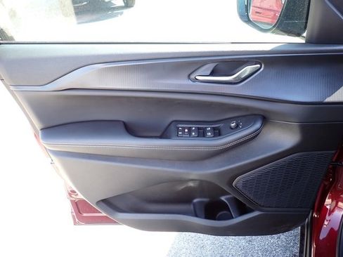 New 2025 Jeep Grand Cherokee Altitude image 15