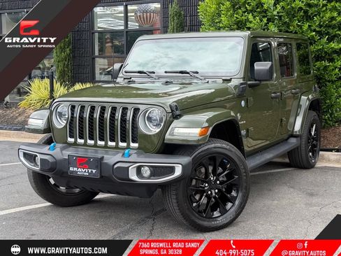 Used 2023 Jeep Wrangler Unlimited Sahara w/ Cold Weather Group AWD/4WD image 1