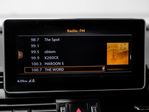 Used 2018 Audi SQ5 Premium Plus w/ S Sport Package image 38