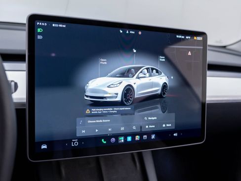 Used 2022 Tesla Model 3 Performance AWD/4WD image 21