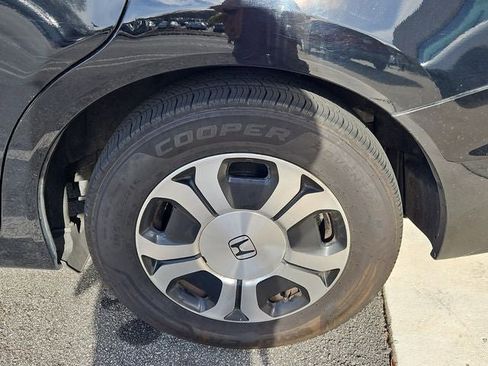 Used 2014 Honda Civic Hybrid image 16