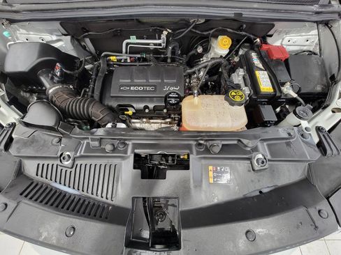 Used 2019 Chevrolet Trax LT w/ Driver Confidence Package image 8