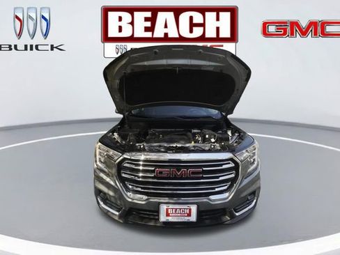 Used 2024 GMC Terrain SLT image 9