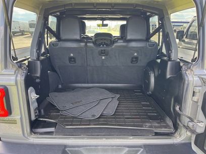 Used 2021 Jeep Wrangler Unlimited Sahara w/ Uconnect 4C Nav & Sound Group