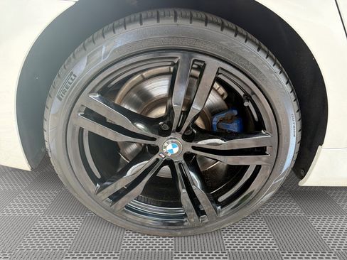 Used 2019 BMW 750i w/ Executive Package RWD image 30