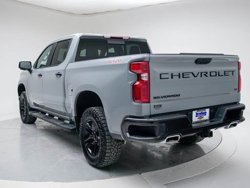 Used 2024 Chevrolet Silverado 1500 LT Trail Boss w/ Convenience Package II image 3