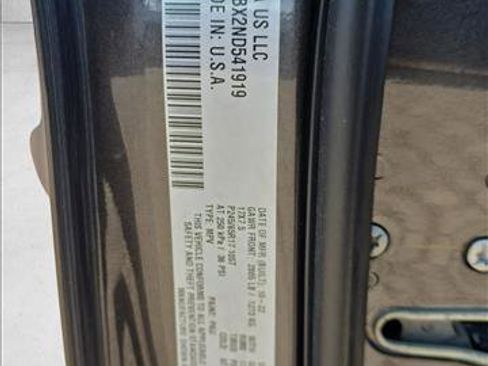 Used 2022 Jeep Cherokee Trailhawk w/ Comfort/Convenience Group image 23