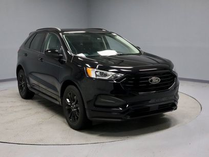 Certified 2022 Ford Edge SE w/ Black Appearance Package