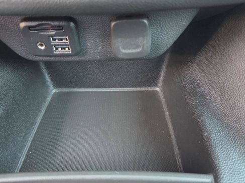 Used 2021 Chevrolet Traverse RS AWD/4WD image 17
