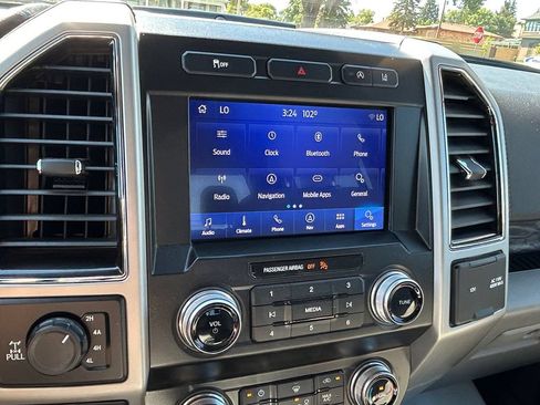 Used 2020 Ford F150 Lariat w/ Equipment Group 502A Luxury AWD/4WD image 22