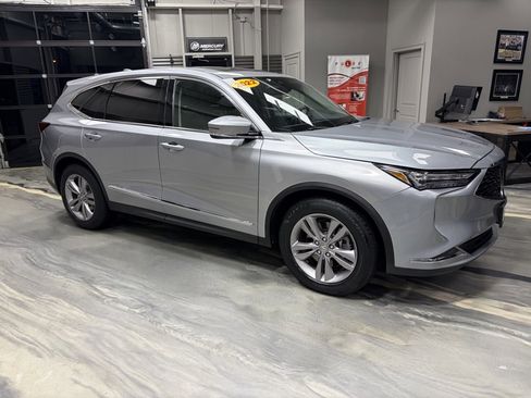 Used 2022 Acura MDX SH-AWD image 39