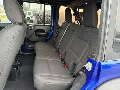 Used 2019 Jeep Wrangler Unlimited Sport S AWD/4WD image 24