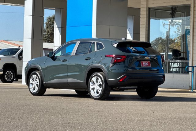 New 2026 Chevrolet Trax LS w/ Driver Confidence Package FWD image 9