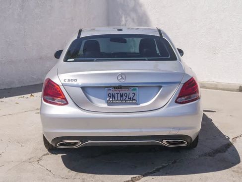 Used 2018 Mercedes-Benz C 300 Sedan image 8